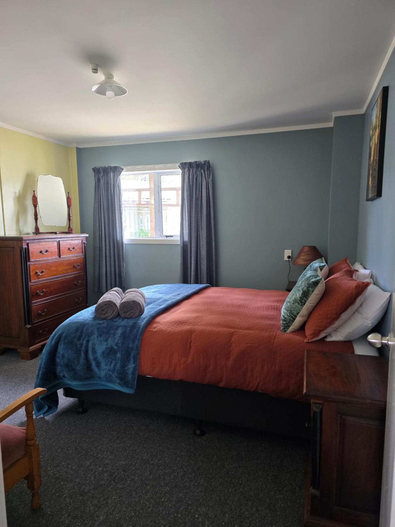 The Redbarn Villa Turangi Bagian luar foto